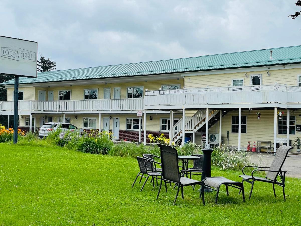 Scenic Motel Moncton Exterior photo